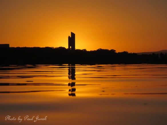 Love the golden tones in this one.