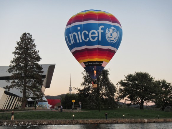 The Unicef balloon decided to have a closer view of the National Museum.